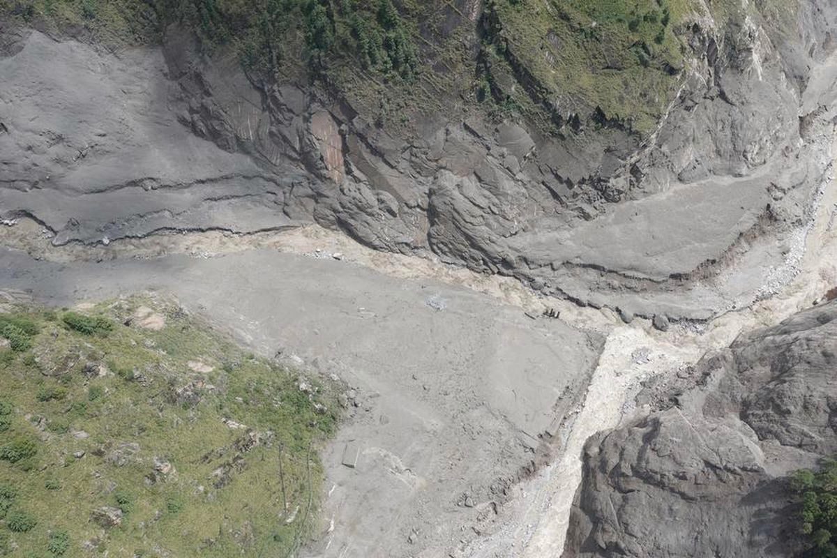 Çin'den Heyelan Bölgesine Veri Desteği