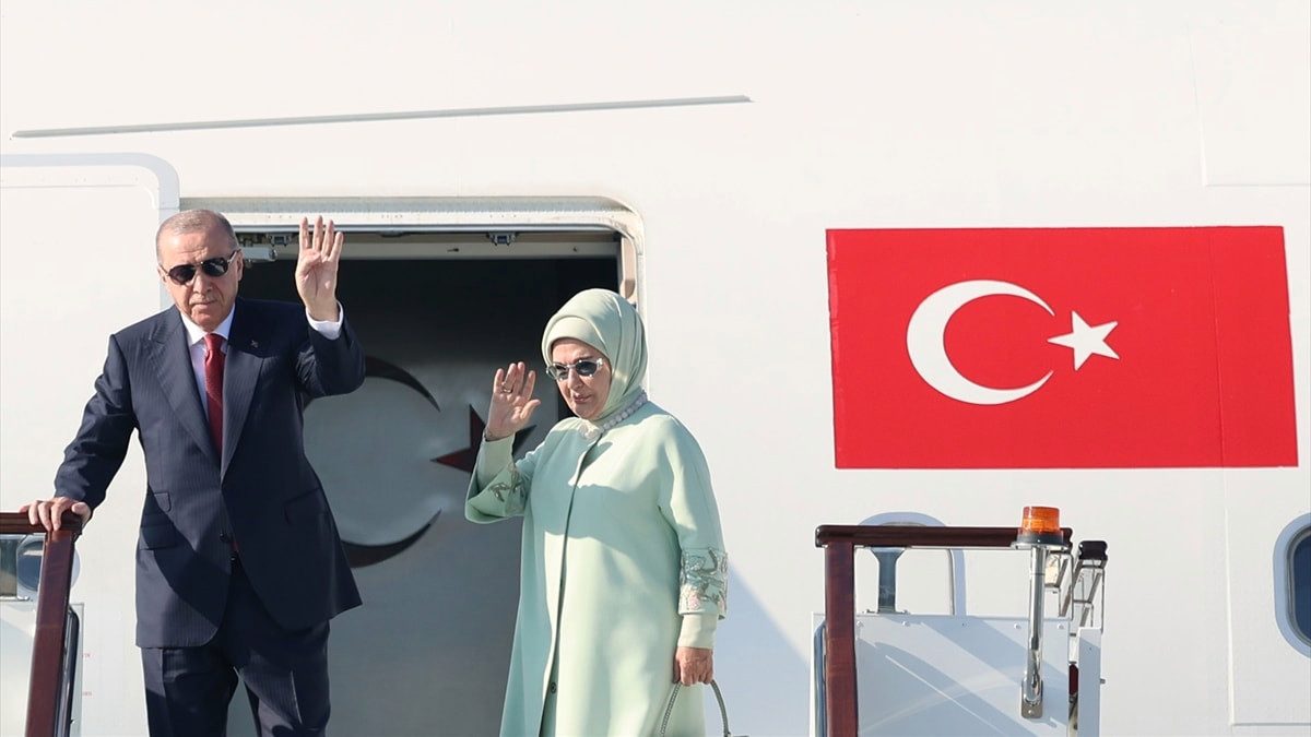 Cumhurbaşkanı Erdoğan Kırgızistan'a gitti