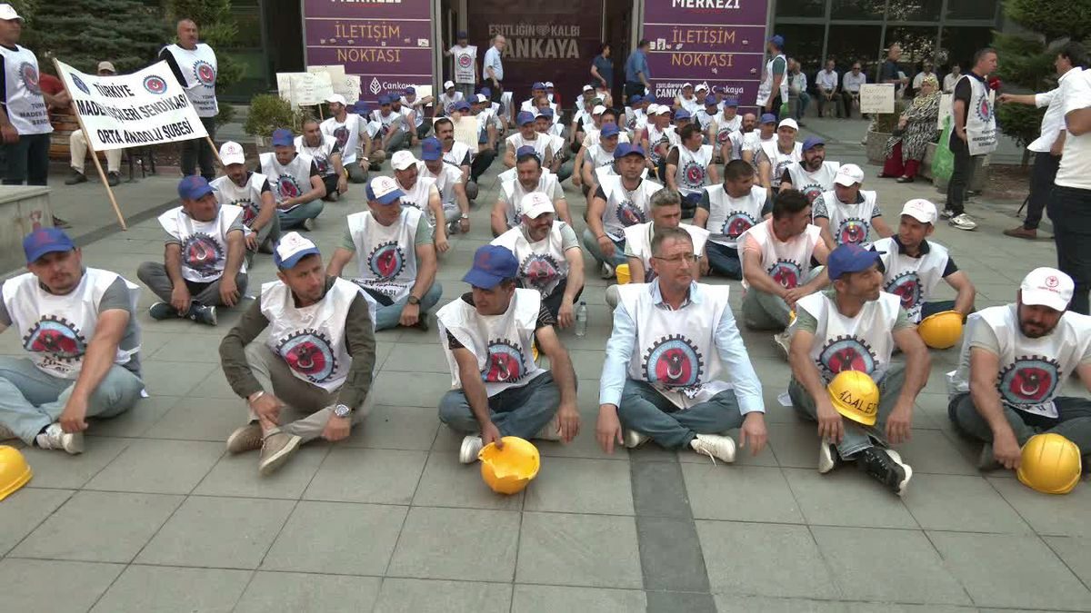 Doruk Madencilik İşçilerinden Ankara'da Hak Mücadelesi: 'Tek Kuruş Alacağımız Kalmayana Kadar Burada Olacağız'
