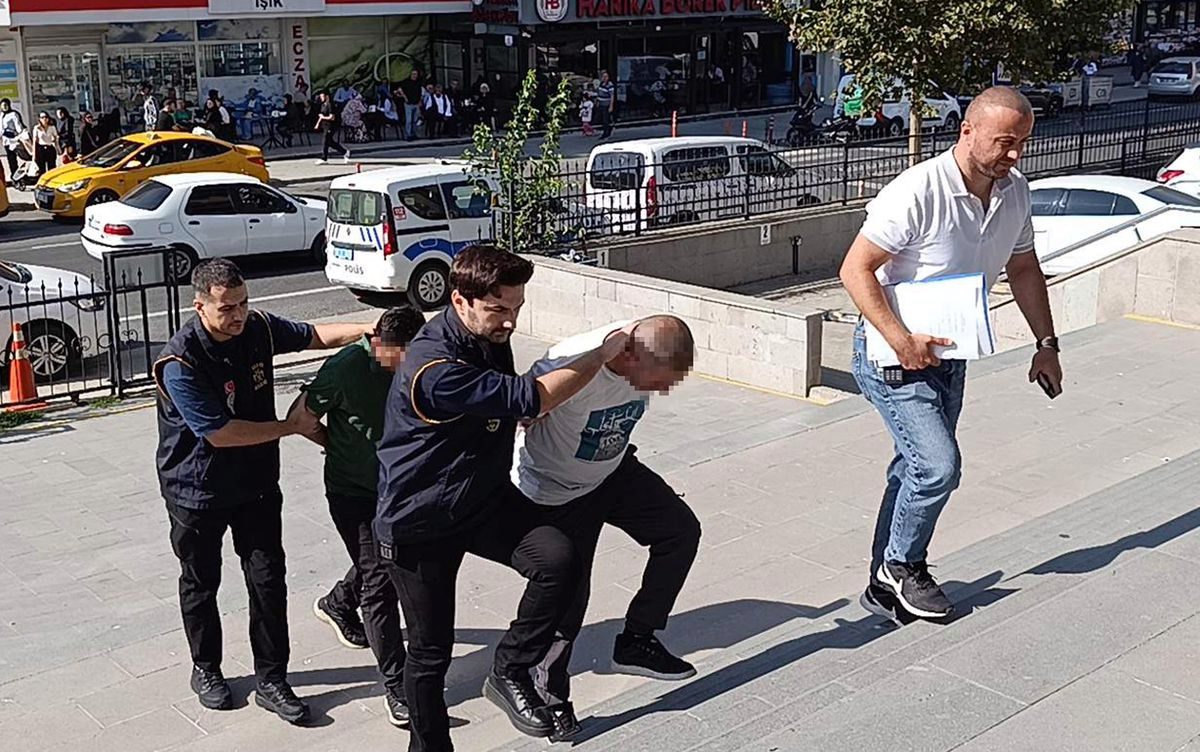 Emekli memuru dolandırmak isteyen 2 şüpheli banka görevlisinin dikkati sayesinde yakalandı