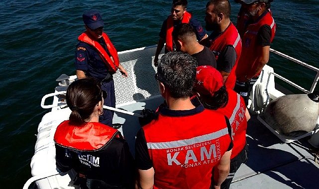 Konak'ın gururu KAM timi can kurtarmak için demir aldı