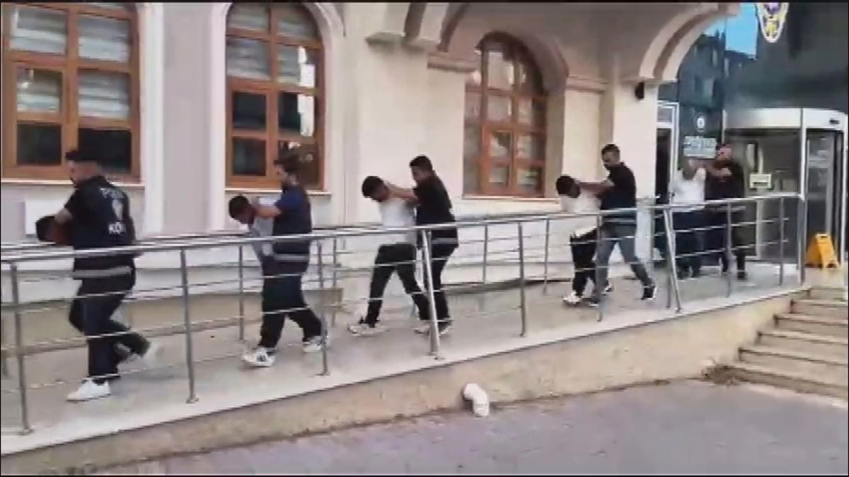 Konya'da 1 Milyonluk Altın ve Nakit Çalan 5 Şüpheli Tutuklandı