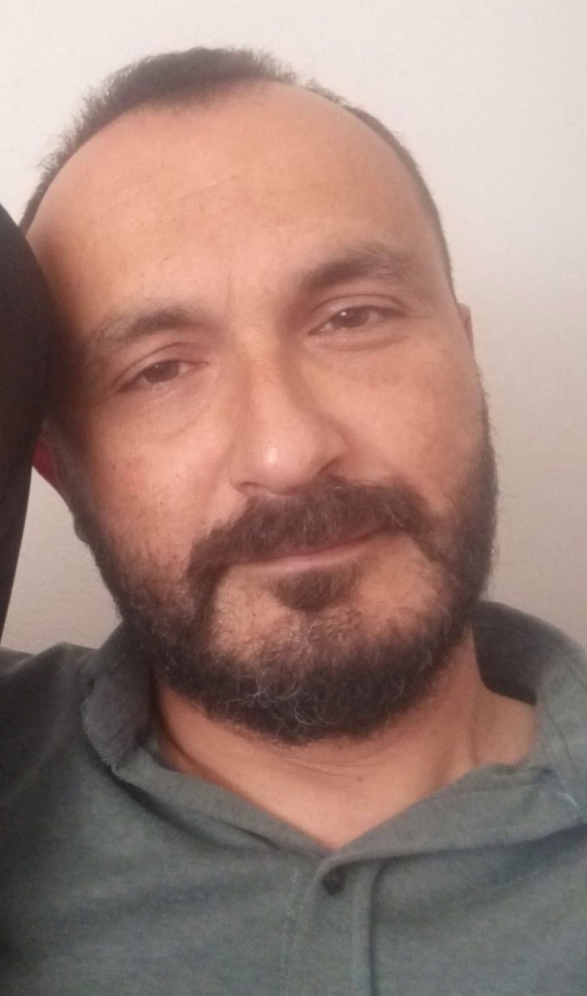 Markete gidiyorum diyerek çıktı, site bahçesinde ölü bulundu: Aile cinayet şüphesiyle adalet istiyor