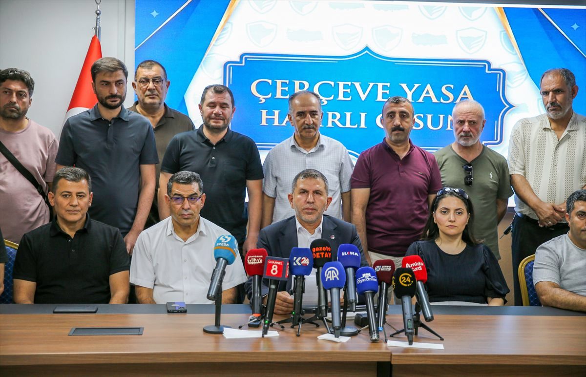 Memur-Sen'den yeni yasaya tam destek
