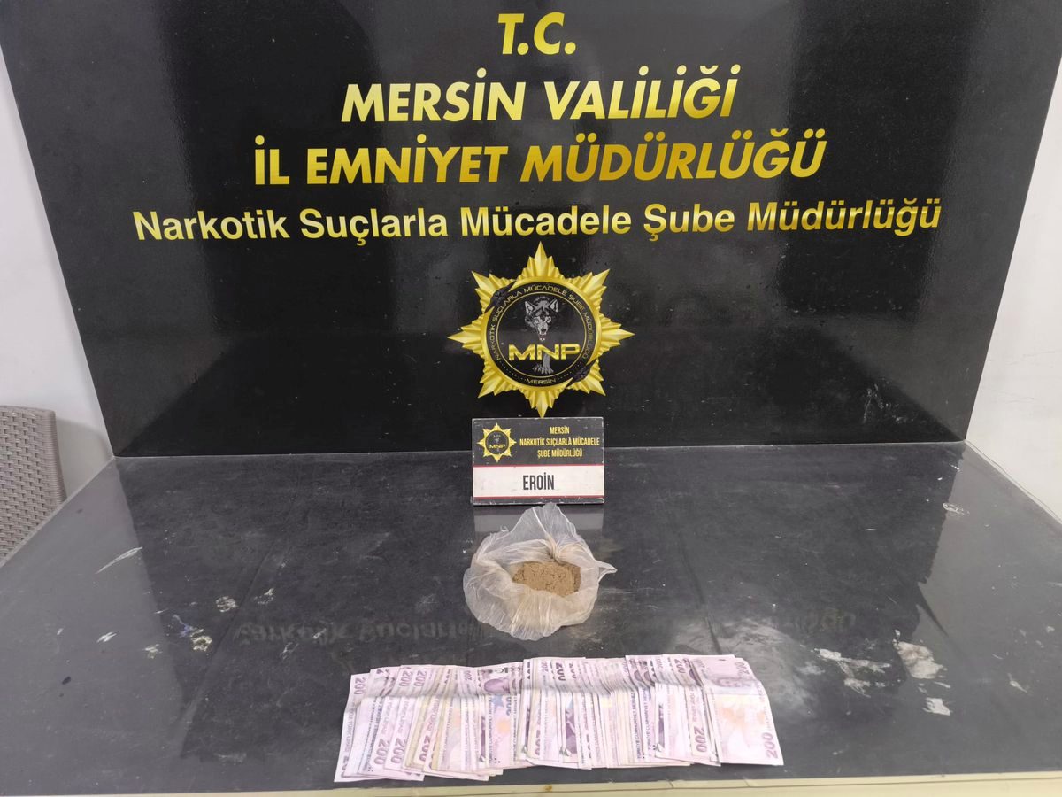 Mersin'de Uyuşturucu Operasyonu: 190 Gram Eroin ve 19 Bin Lira Ele Geçirildi