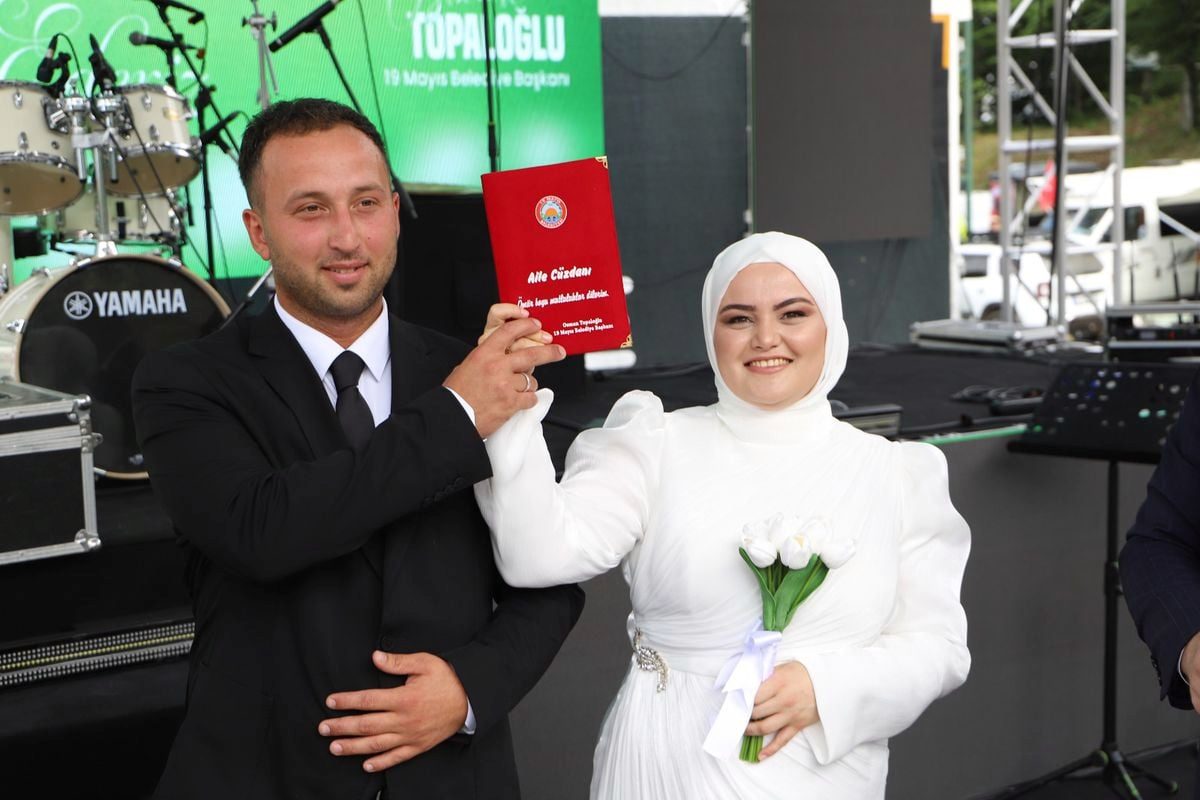 Nebiyan Festivali'nde Düğün: Özdin Çifti Evlendi