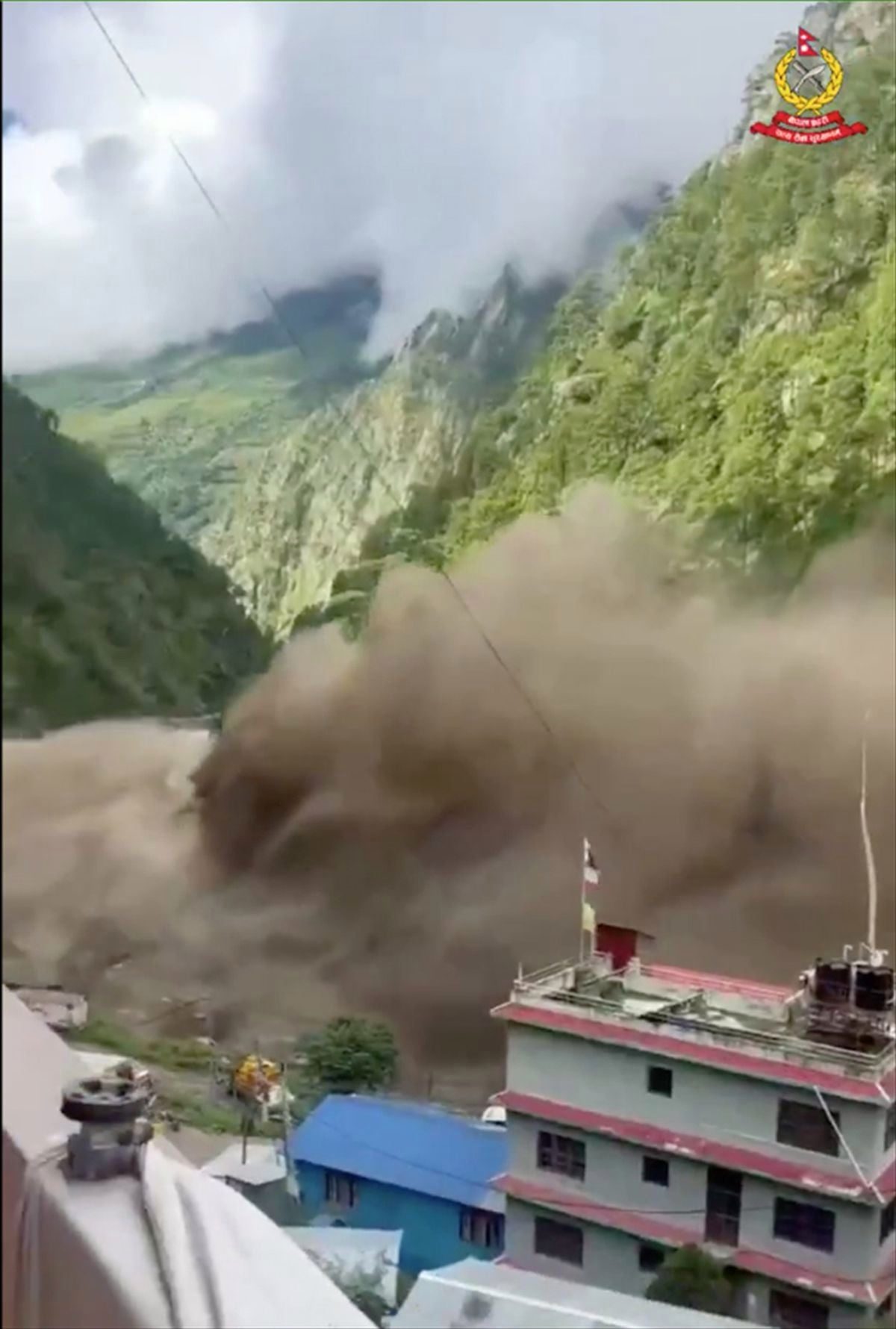 Nepal'de sel: 22 ölü, 384 kayıp