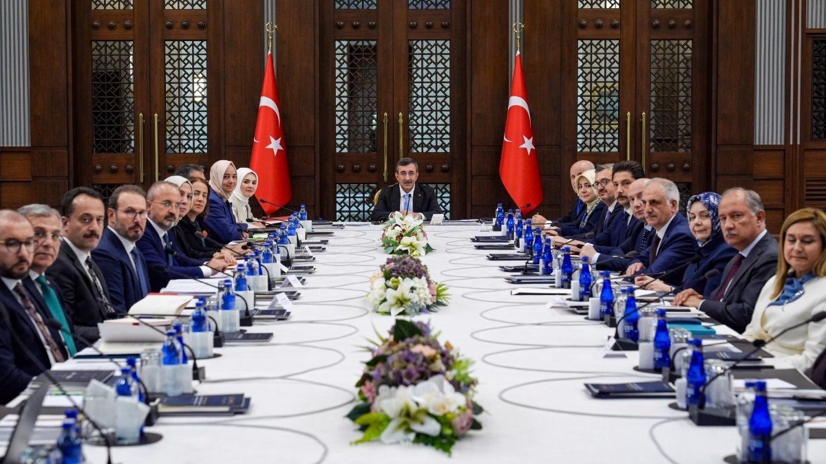 Nüfus Politikaları Kurulu, çocuk bakımı ve iş-aile dengesini konuştu