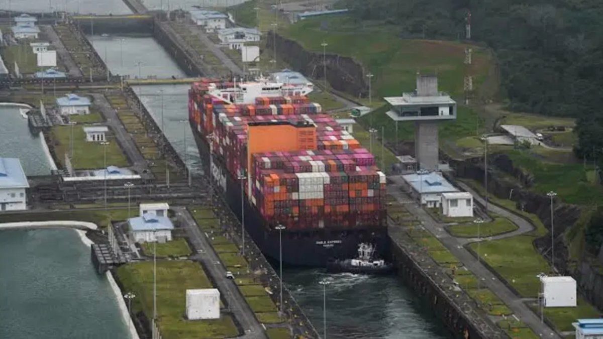 Panama Kanalı'nın geçiş ücretleri rekor seviyeye ulaştı