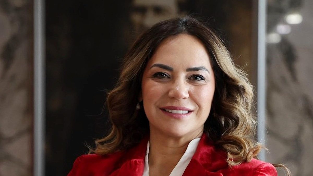 Tekirdağ Büyükşehir Belediye Başkanı Candan Yüceer CHP'den istifa etti