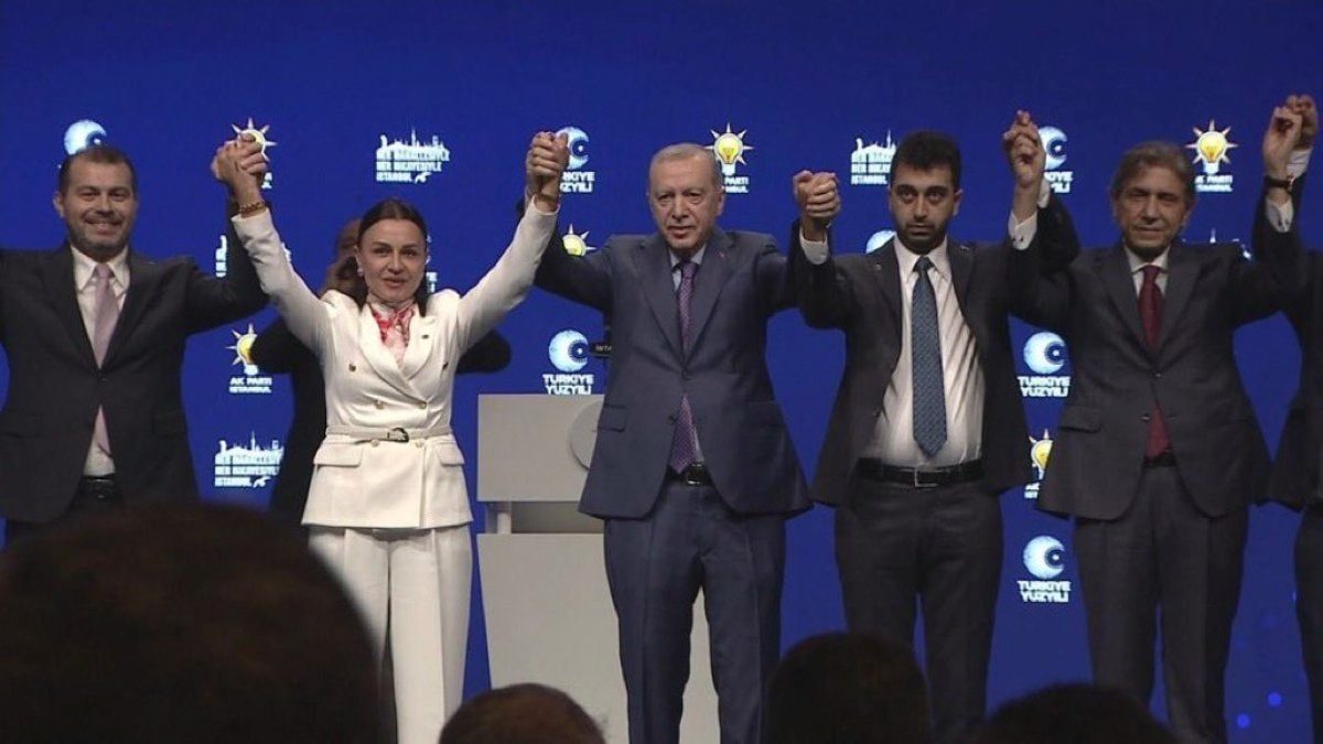Tuzla, Çekmeköy ve Şile Belediyeleri AK Parti'ye katıldı