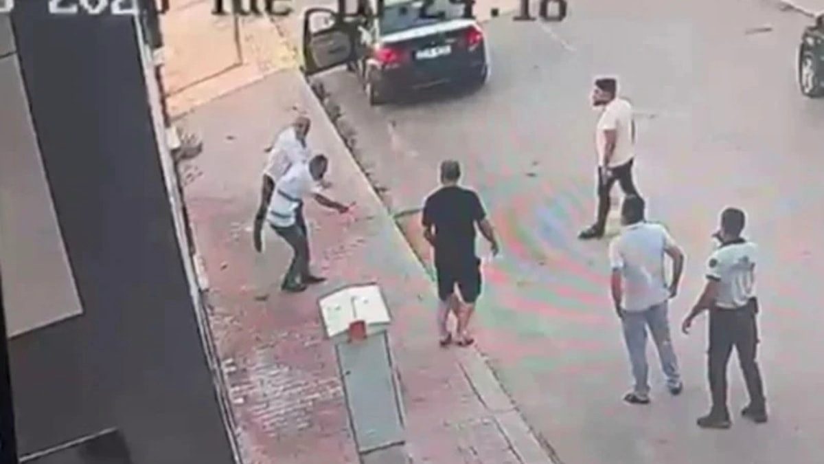 Yeni Partili vekili bıçakla yaralayan saldırgan emniyet güçlerine teslim oldu