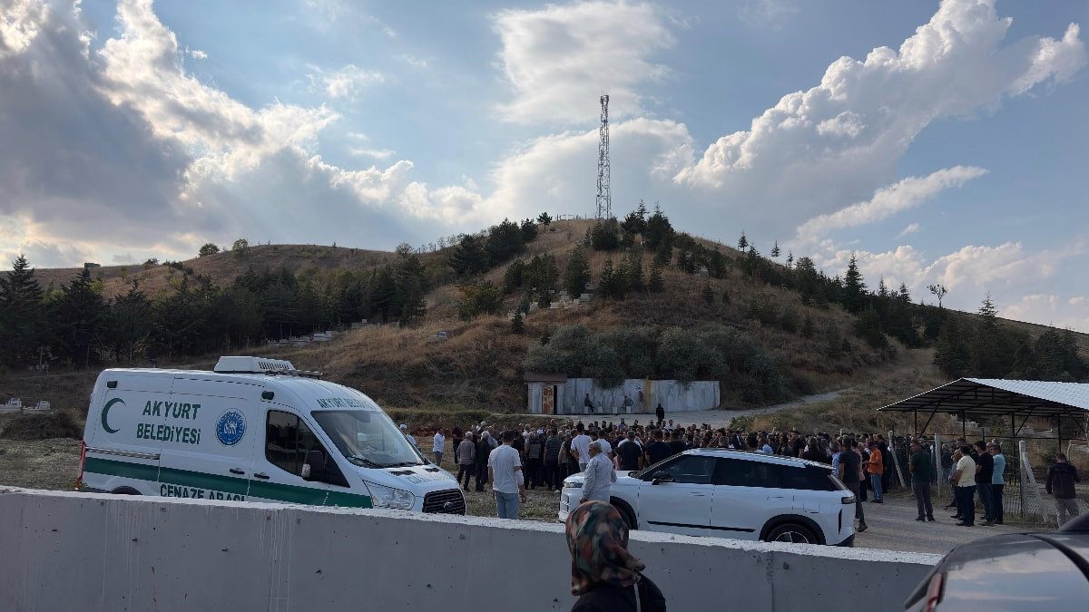 Ankara'da öldürülen kardeşler son yolculuğuna uğurlandı