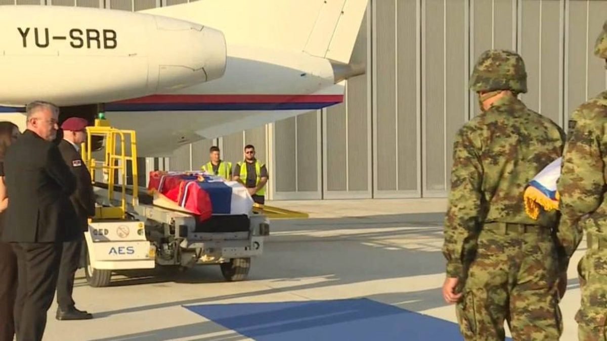 'Bosna kasaba' lakaplı Ratko Mladiç için askeri tören düzenlendi