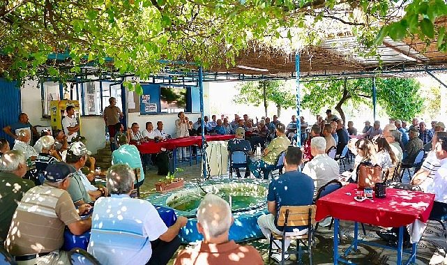 Didim Belediye Başkanı Hatice Gençay, zeytin üreticileriyle bir araya geldi