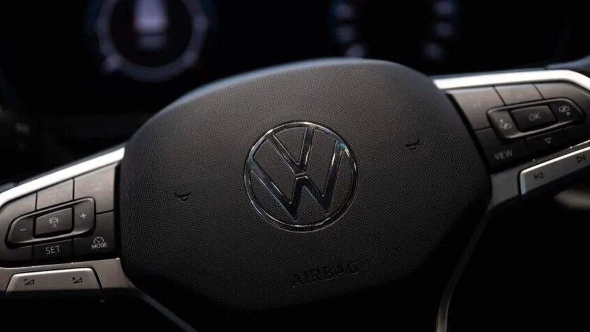 Direksiyon arızası riski: Volkswagen 2,8 milyon aracı geri çağırıyor