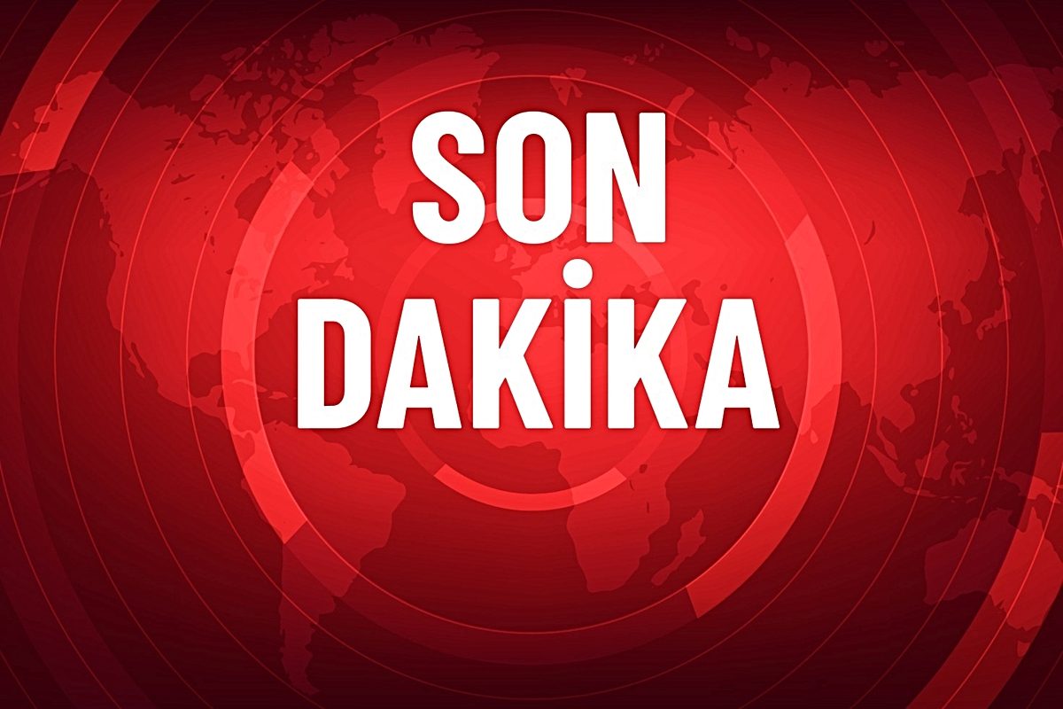 İstanbul'da inşaatta toprak kaydı! 2 işçi mahsur kaldı