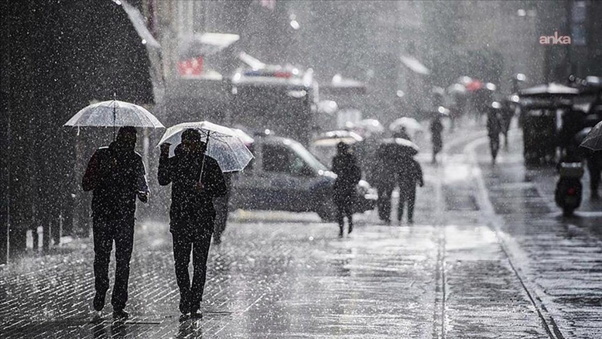 Meteoroloji'den iki ilde kuvvetli yağış uyarısı! Sel, heyelan ve yıldırım