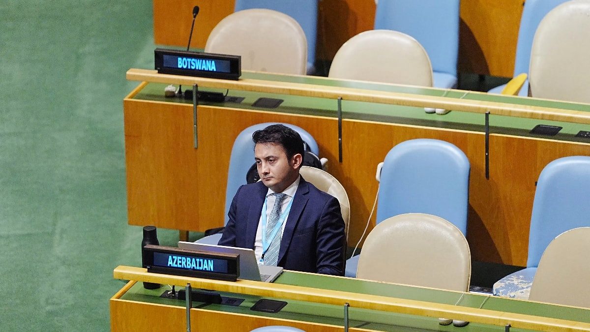 Netanyahu'nun boş salona yaptığı BM konuşması sırasında Azerbaycan ve BAE salonda kaldı