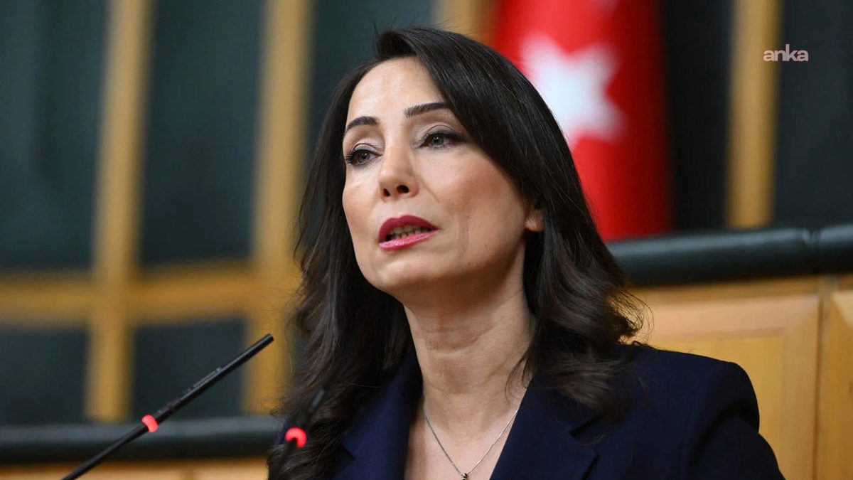 Tülay Hatimoğulları, 88 gün tutuklu kalan Deniz Göktaş'a 'Hoş geldin' dedi
