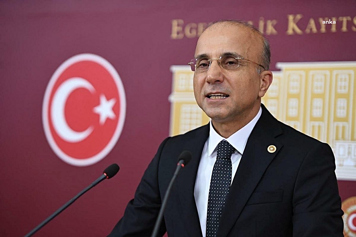 YENİ Partili Aşkın Genç’ten OVP hesabı: “Kişi başına vergi 110 bin TL, faiz 26 bin TL arttı”