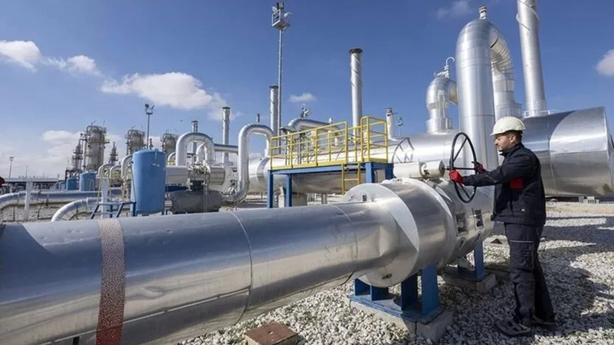 Ağustos ayında doğal gaz ithalatı yüzde 32,66 azaldı