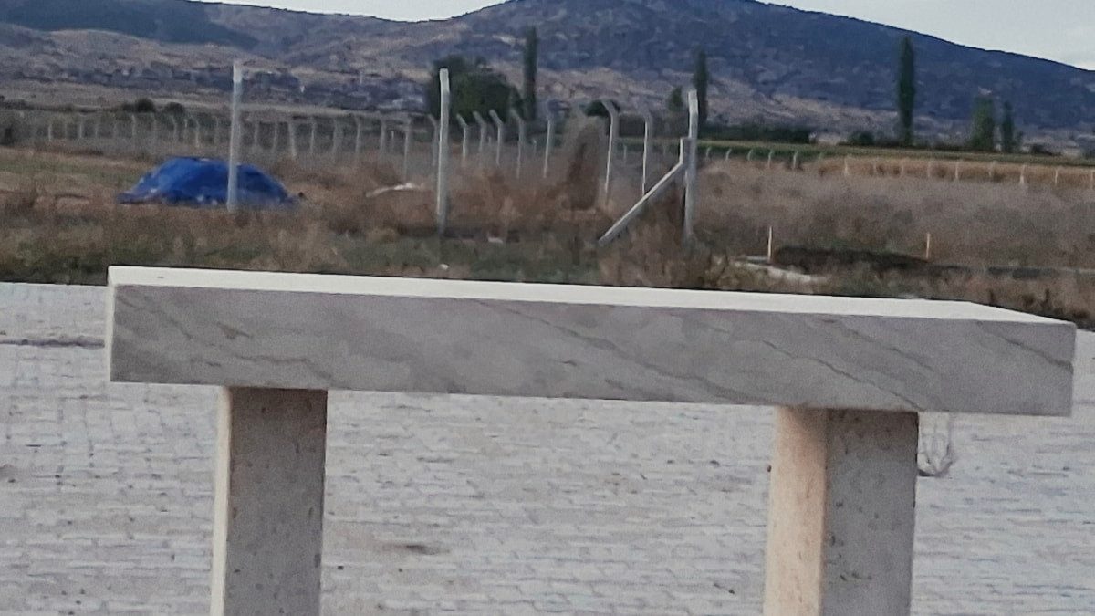 Denizli'de baba mirası tarlayı mezarlık için bağışladı: İlk defnedilen annesi oldu