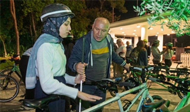 Görme engelliler Kültürpark'ta pedal çevirdi