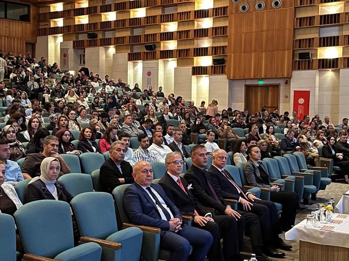 Muğla'da kamu kurumlarına yönelik iletişim eğitimi 786 kişiyle başladı